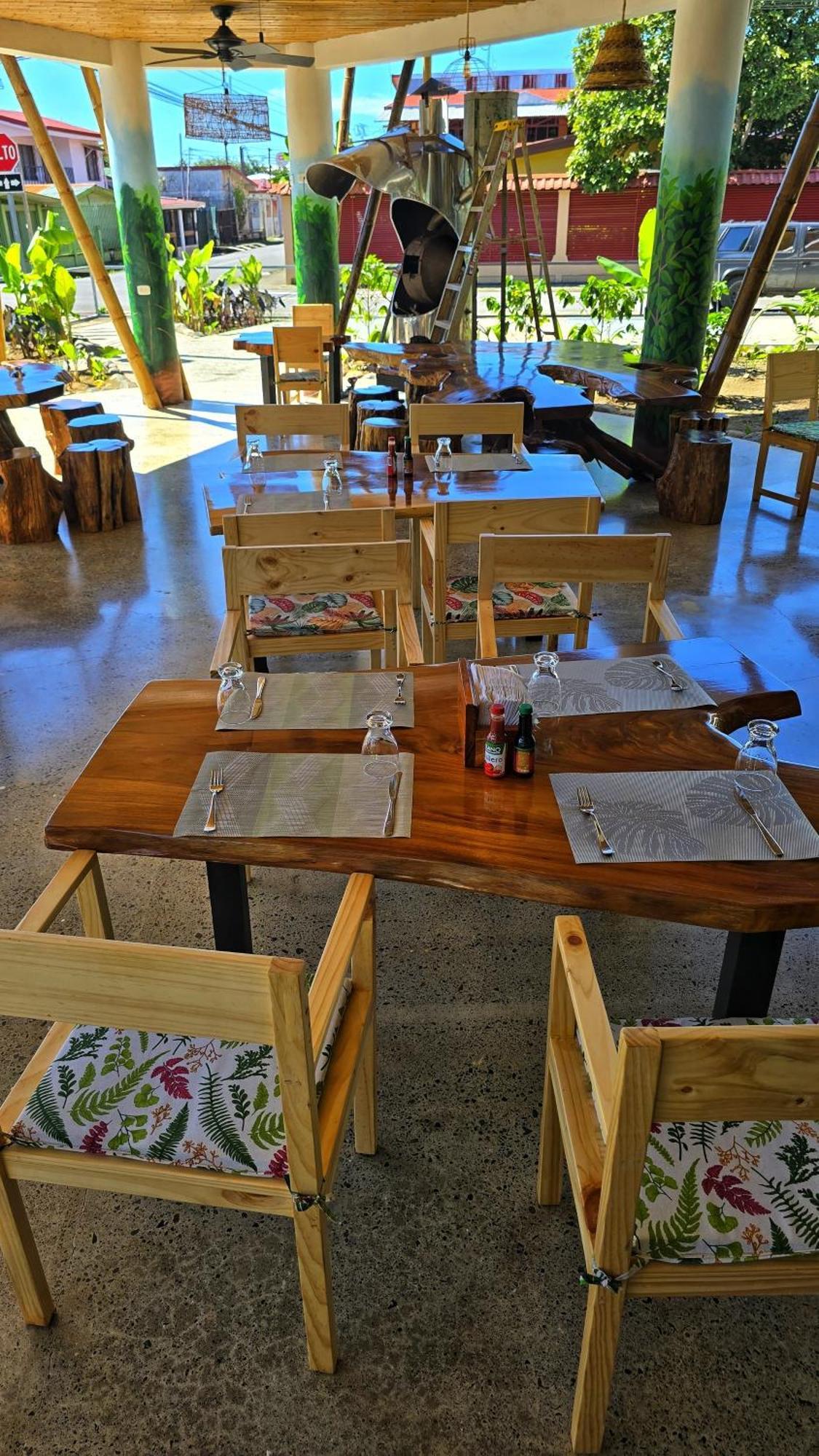 Bonding Coffee Roaster Cafe & Hotel كيبوس المظهر الخارجي الصورة