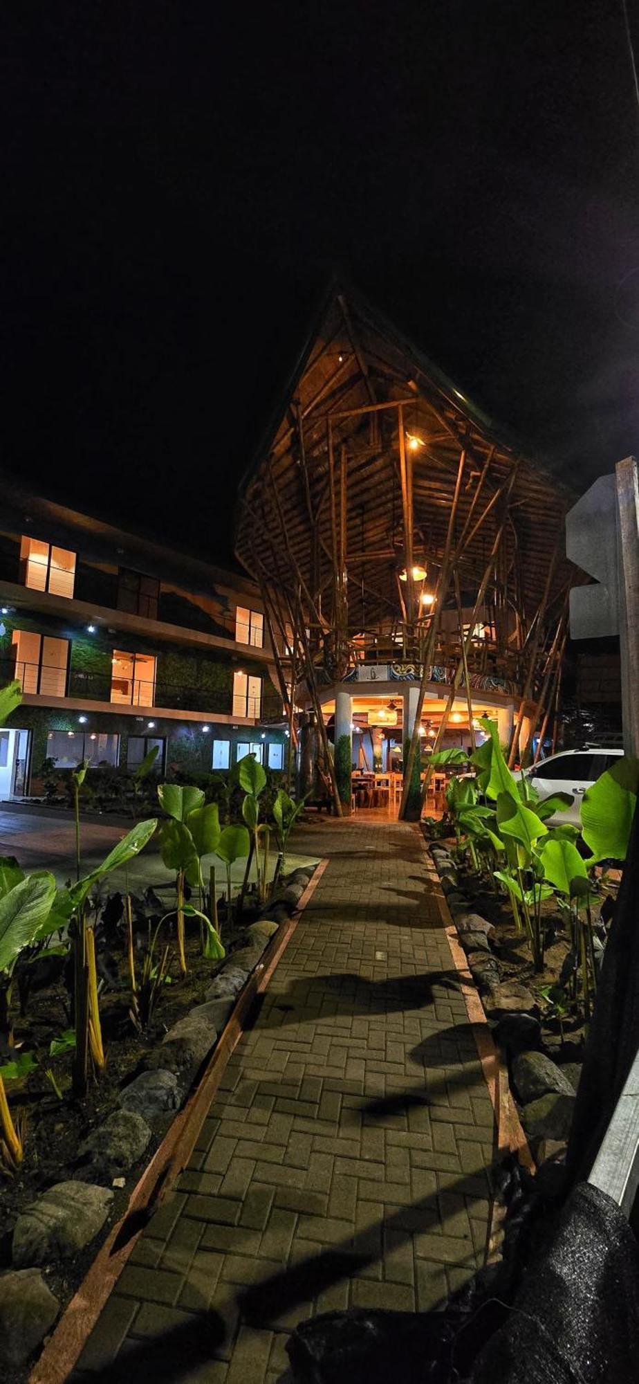 Bonding Coffee Roaster Cafe & Hotel كيبوس المظهر الخارجي الصورة