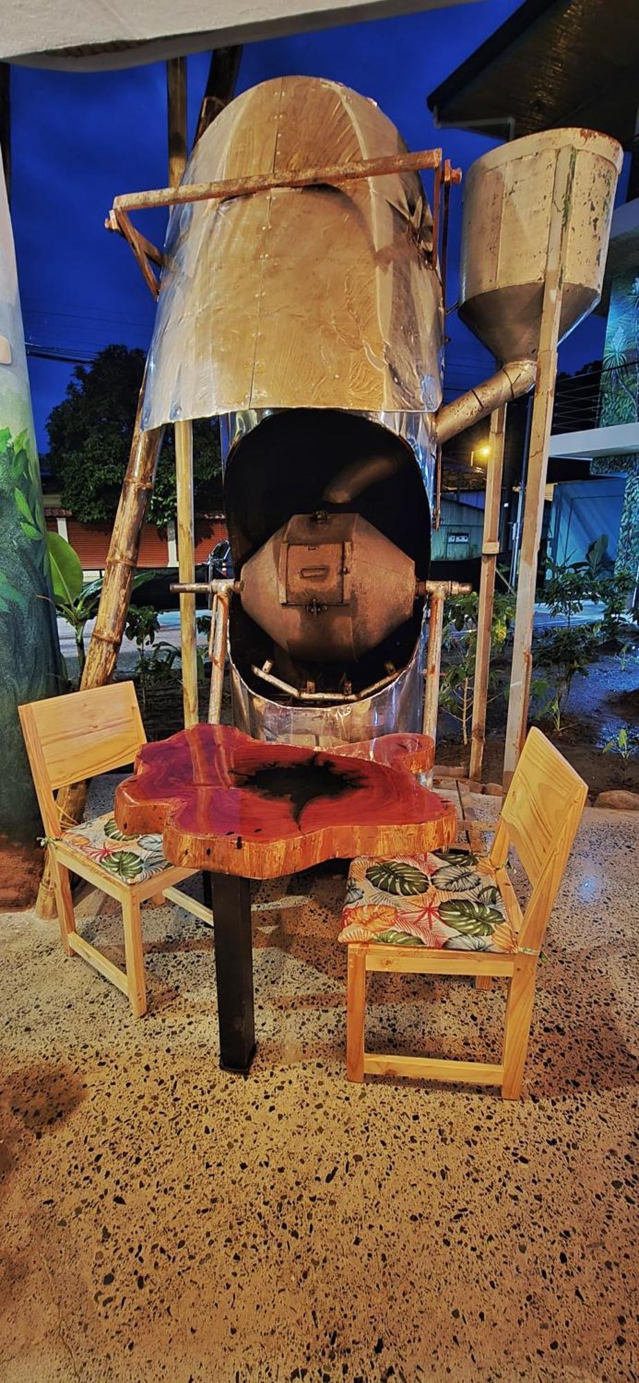 Bonding Coffee Roaster Cafe & Hotel كيبوس المظهر الخارجي الصورة