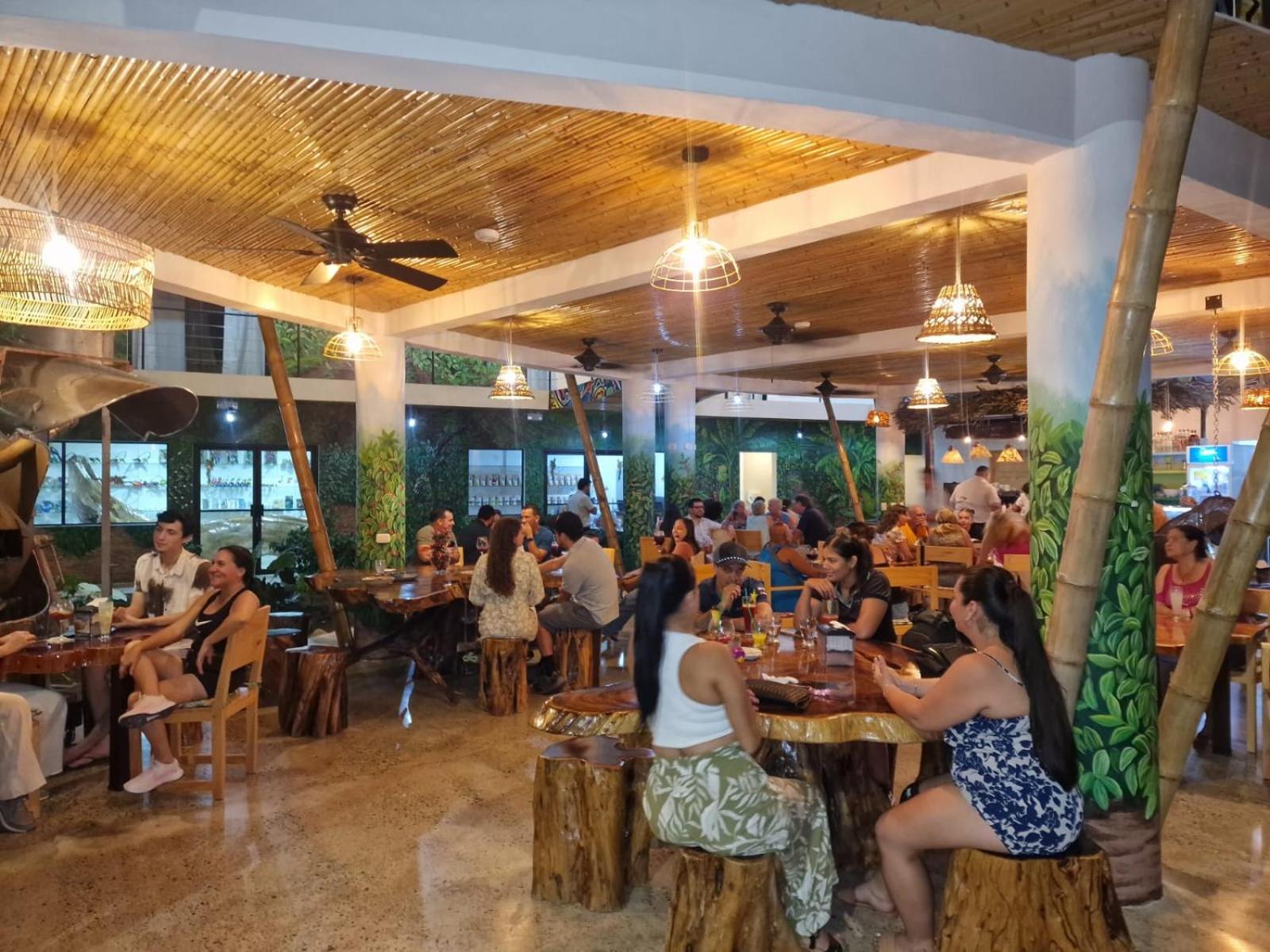 Bonding Coffee Roaster Cafe & Hotel كيبوس المظهر الخارجي الصورة