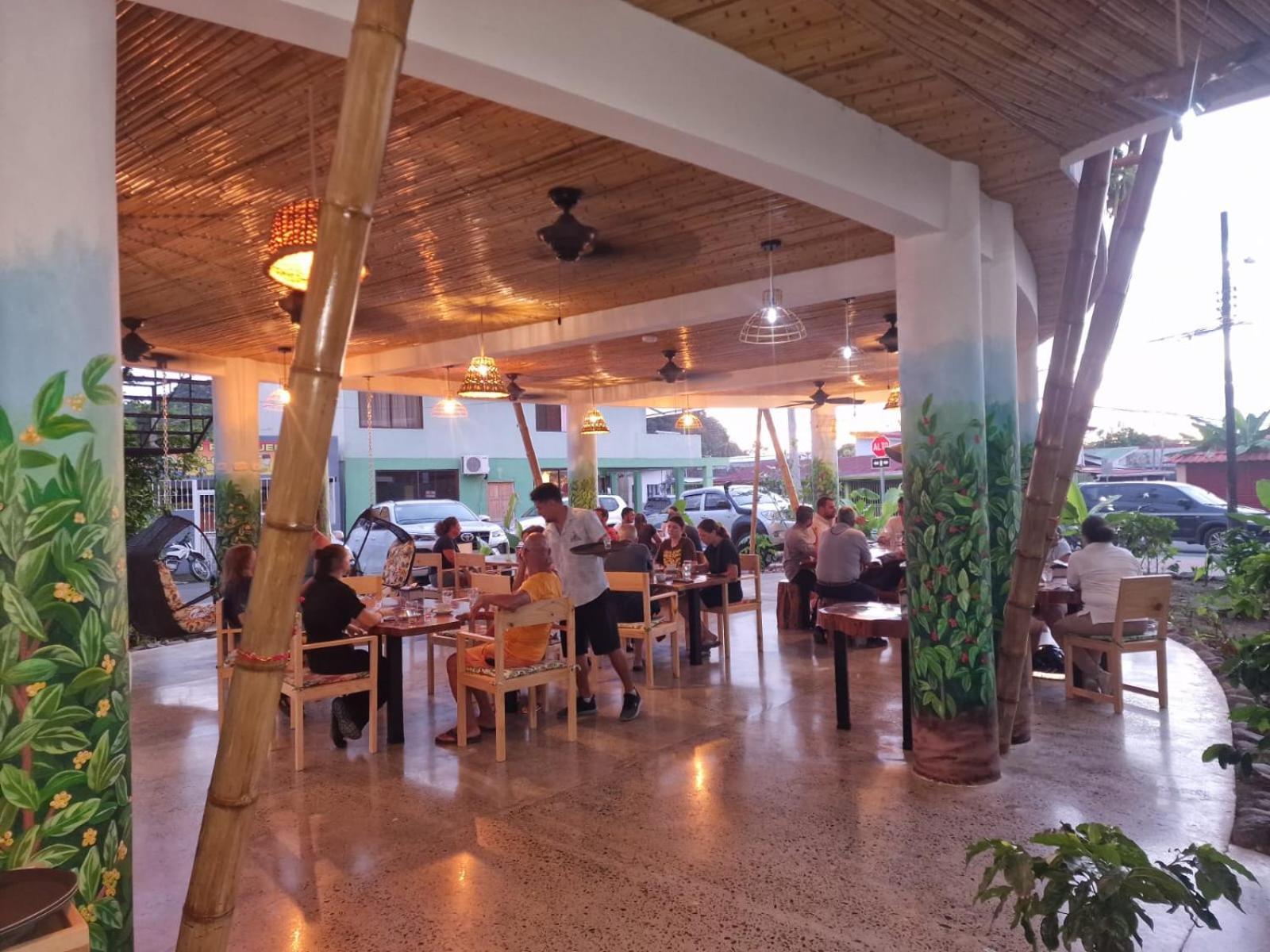 Bonding Coffee Roaster Cafe & Hotel كيبوس المظهر الخارجي الصورة